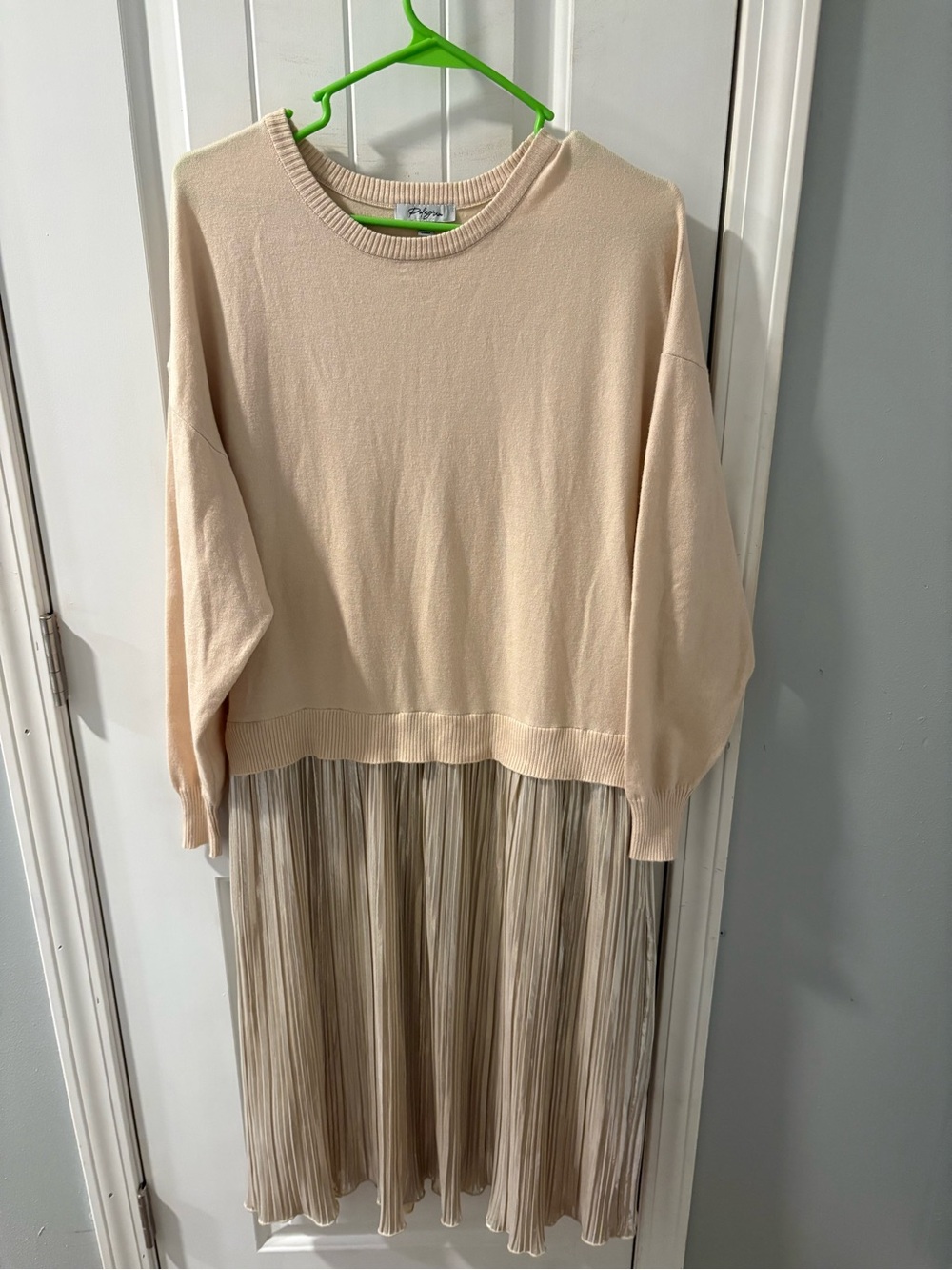 Polagram Cream Pleated Skirt Knit Dress